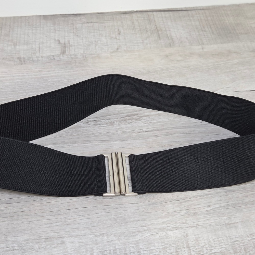 Womens Black Wide Elastic Cinch Belt Silver Interlocking Clasp Size S RN 55285